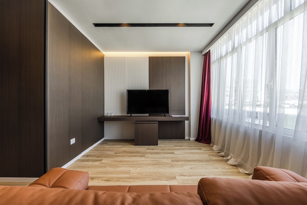 Aquila D Hotel 42/49
