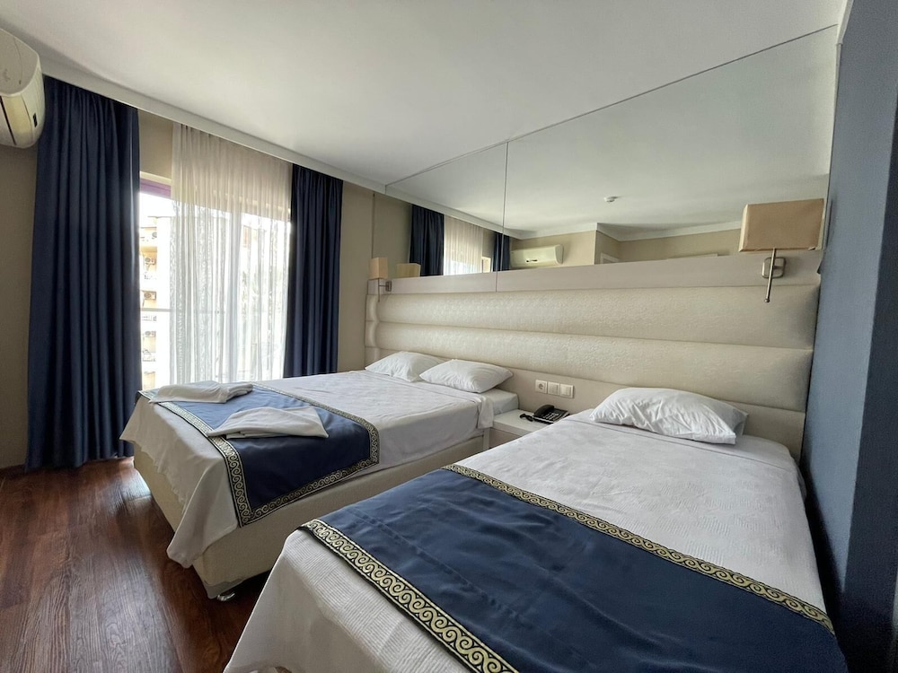 Gold Boutique Hotel 8/29