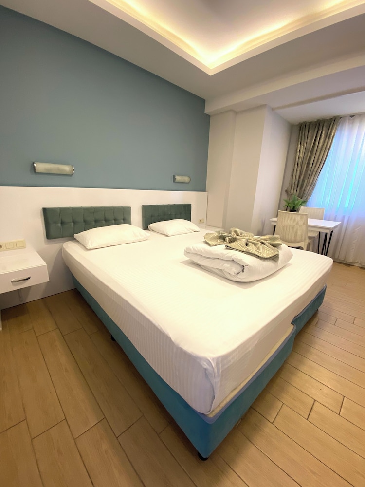 Amsterdam Hotel 14/48