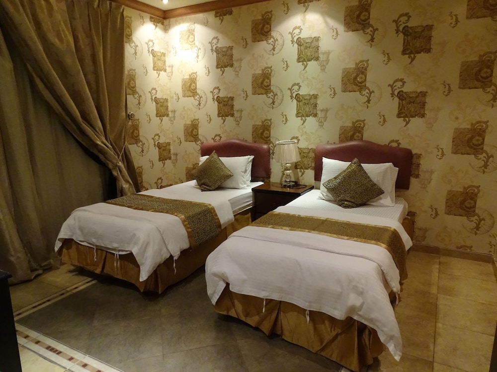 كومفورت إن تعاون(Comfort Inn Taawn) 24/53