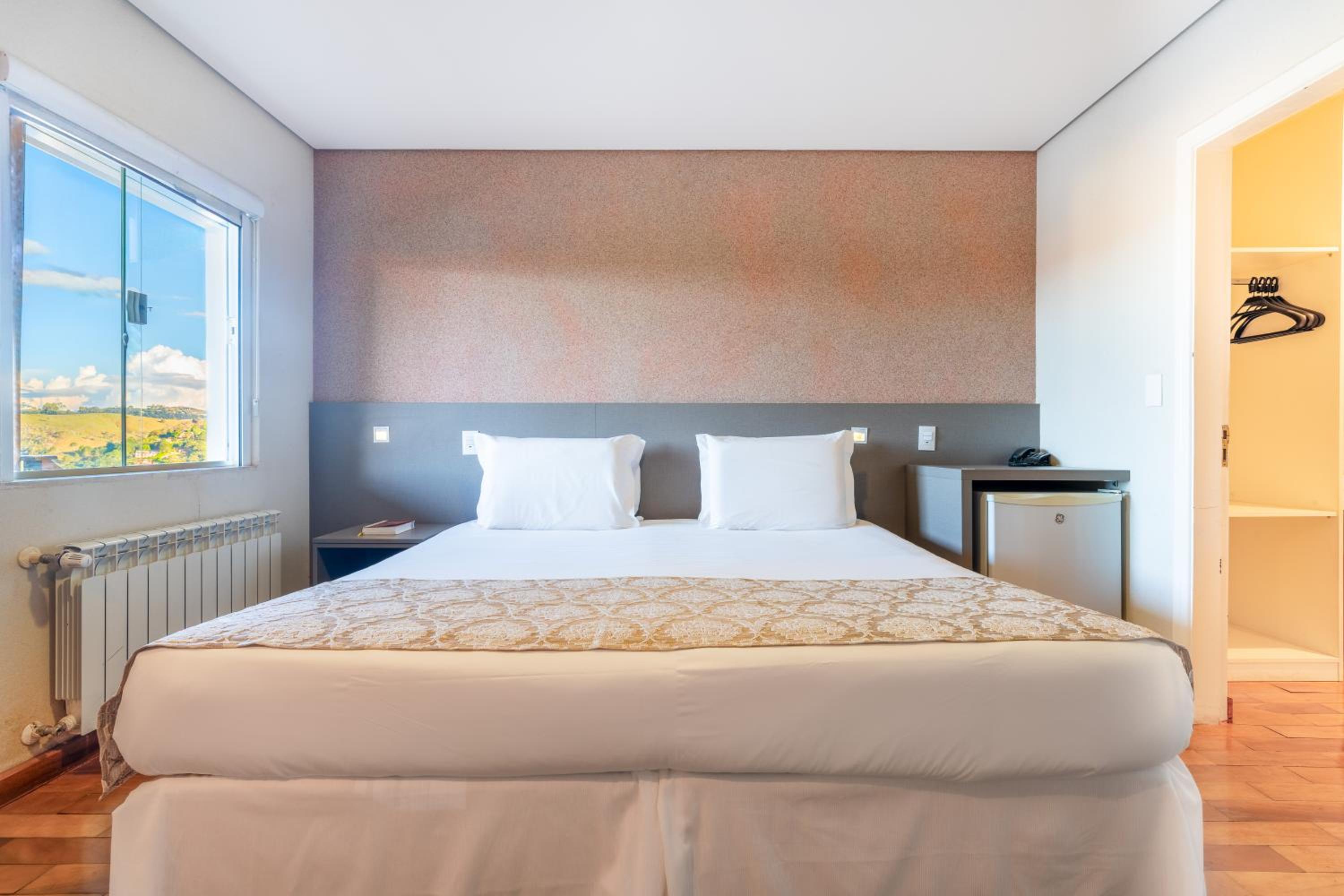 Standard, Double Bed