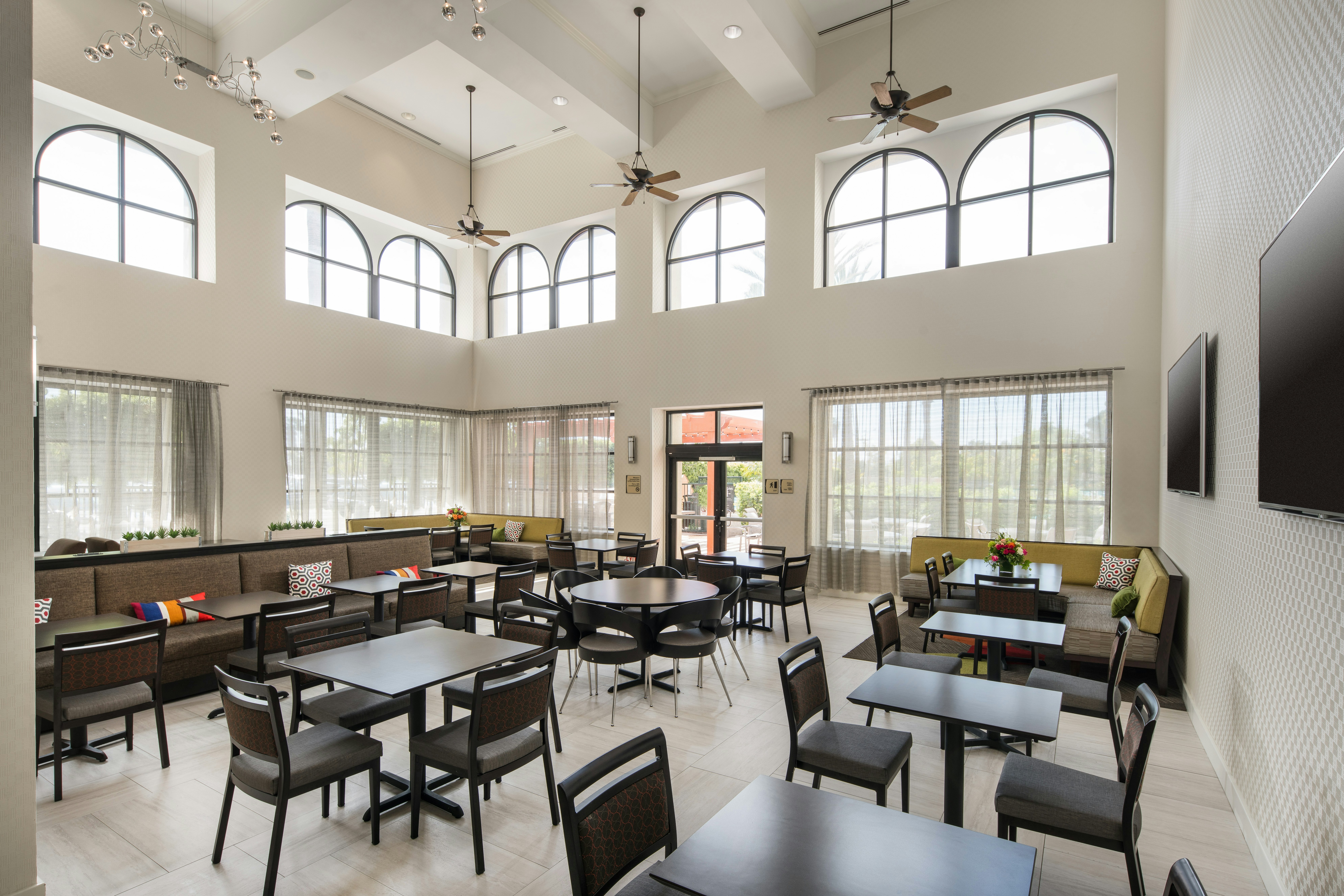 Homewood Suites By Hilton Anaheim-Main Gate Area 38/69