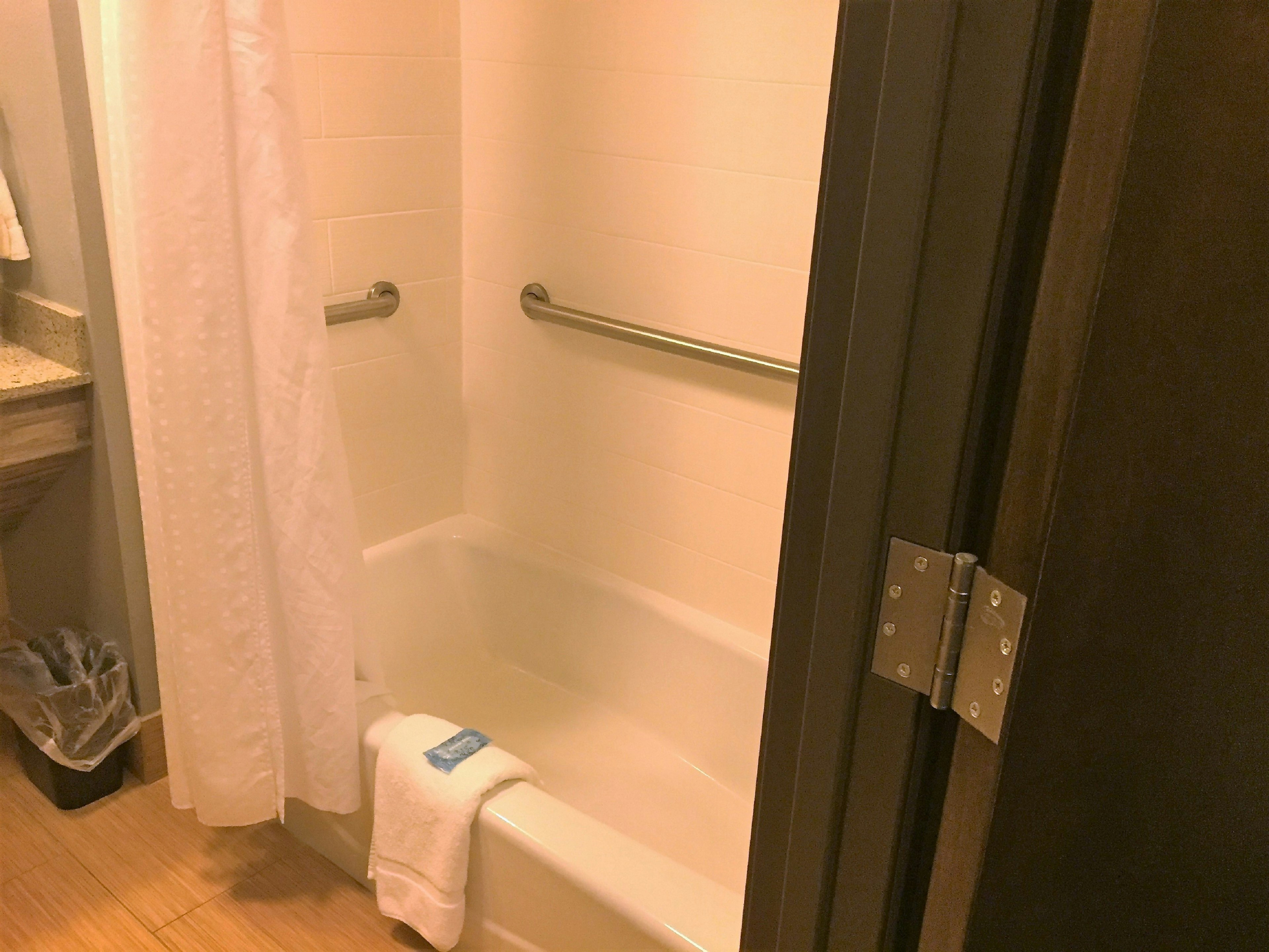 Holiday Inn Express Hotel and Suites Perry-National Fairground Area 65/68