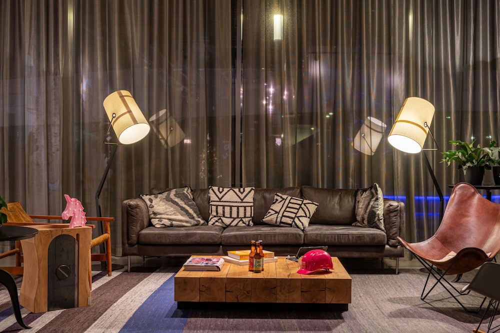 Moxy Amsterdam Houthavens 29/58