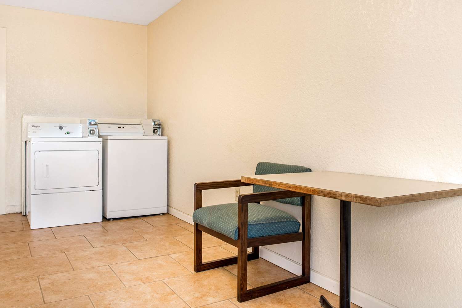 Quality Inn Huntingburg - Jasper 32/37