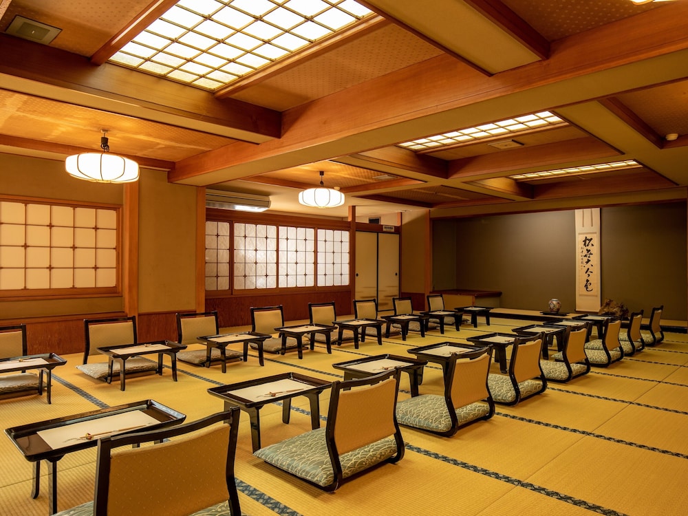 Wakamatsu Yugawara Sekitei (ex Wakamatsu Yugawara Hot Spring Resort) 42/50