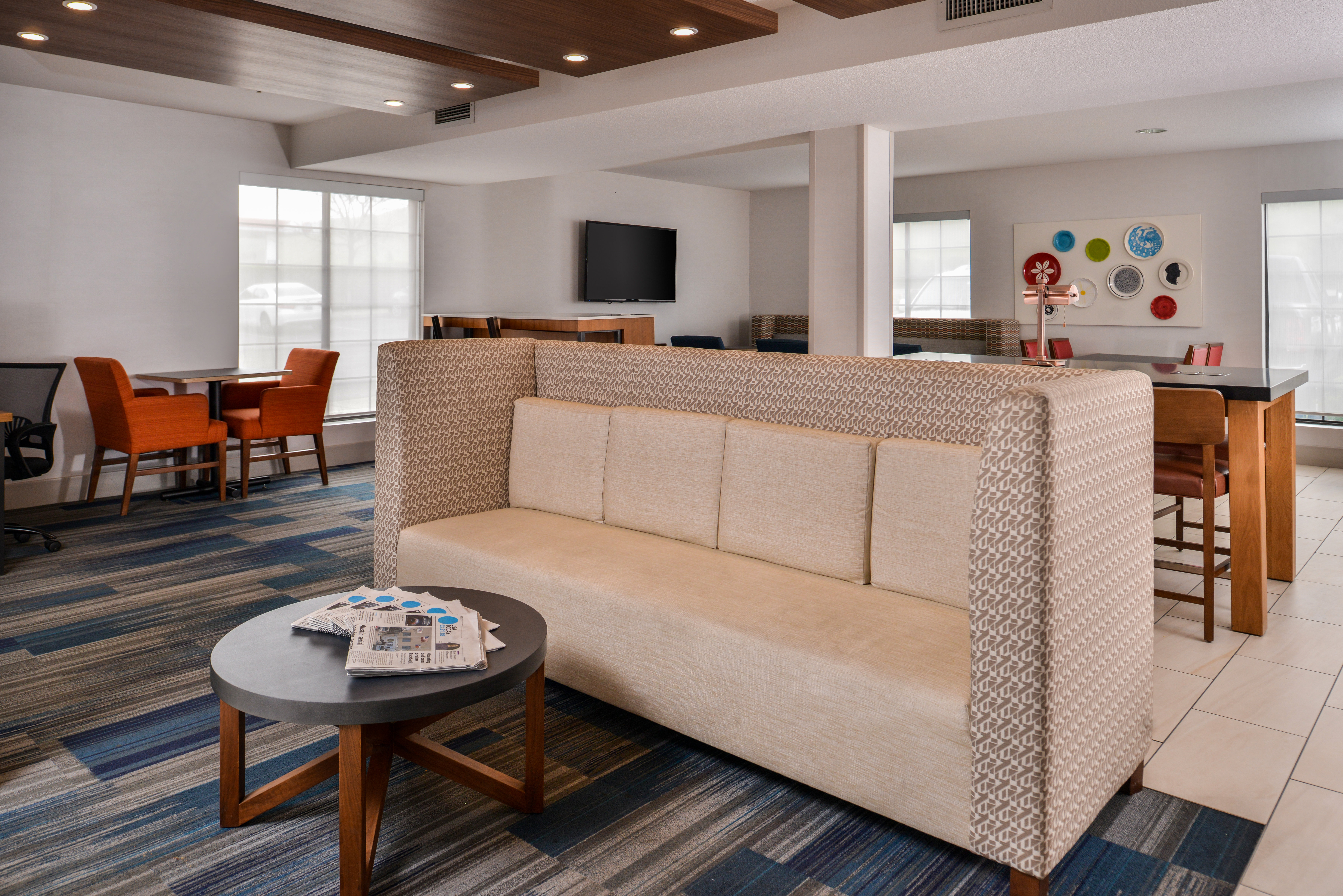 Holiday Inn Express Westley 40/53