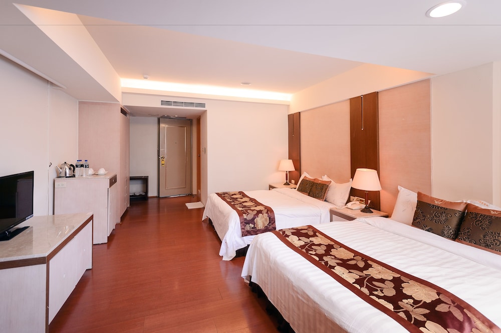 Waugh Den Hotel 19/61