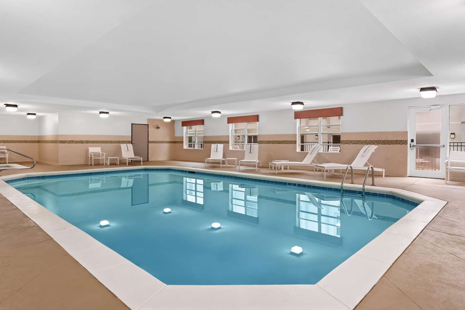 Country Inn & Suites By Radisson Macon North Ga 19/39