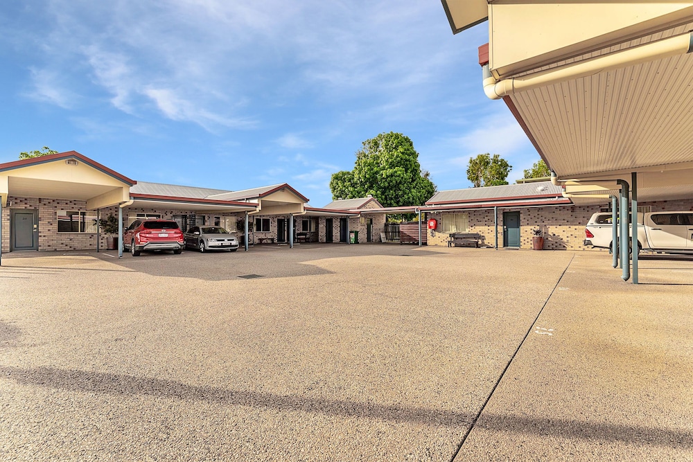 Midlander Motor Inn 55/66