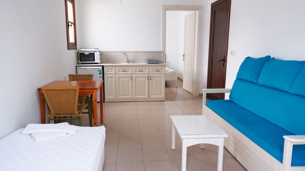 Gumbet Cove Hotel 25/50
