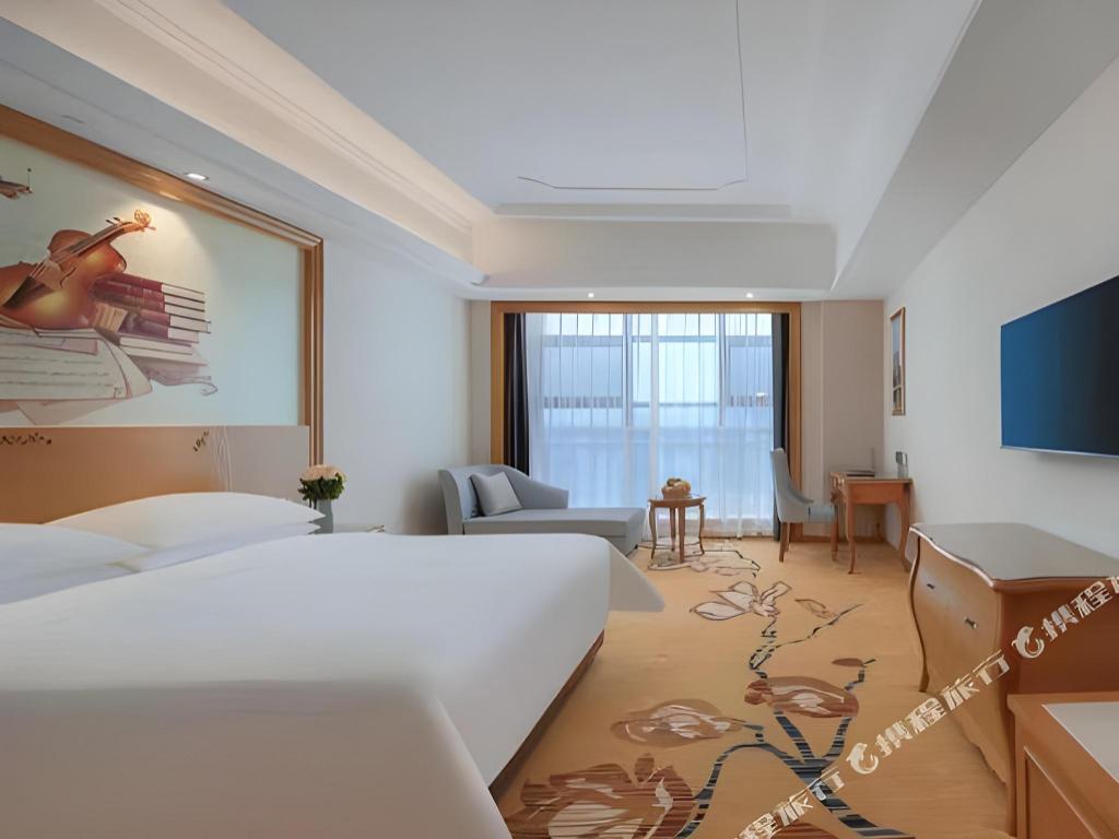 Vienna International Hotel(Hangzhou Xiangshan Central Campus of China Academy of Art) 10/49