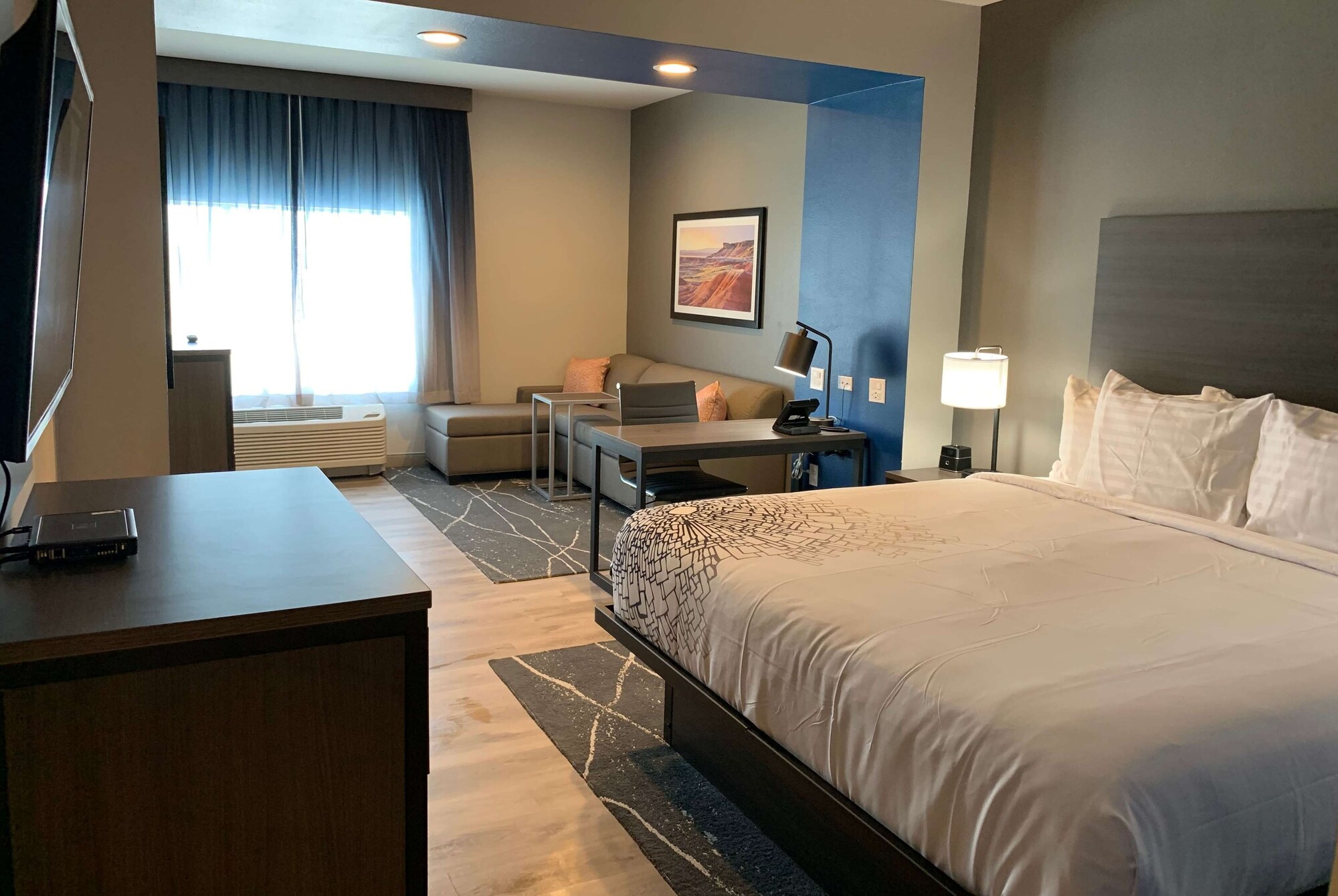 غرفة ديلوكس بسرير كينج، La Quinta Inn and Suites by Wyndham Holbrook Petrified Forest 2/5