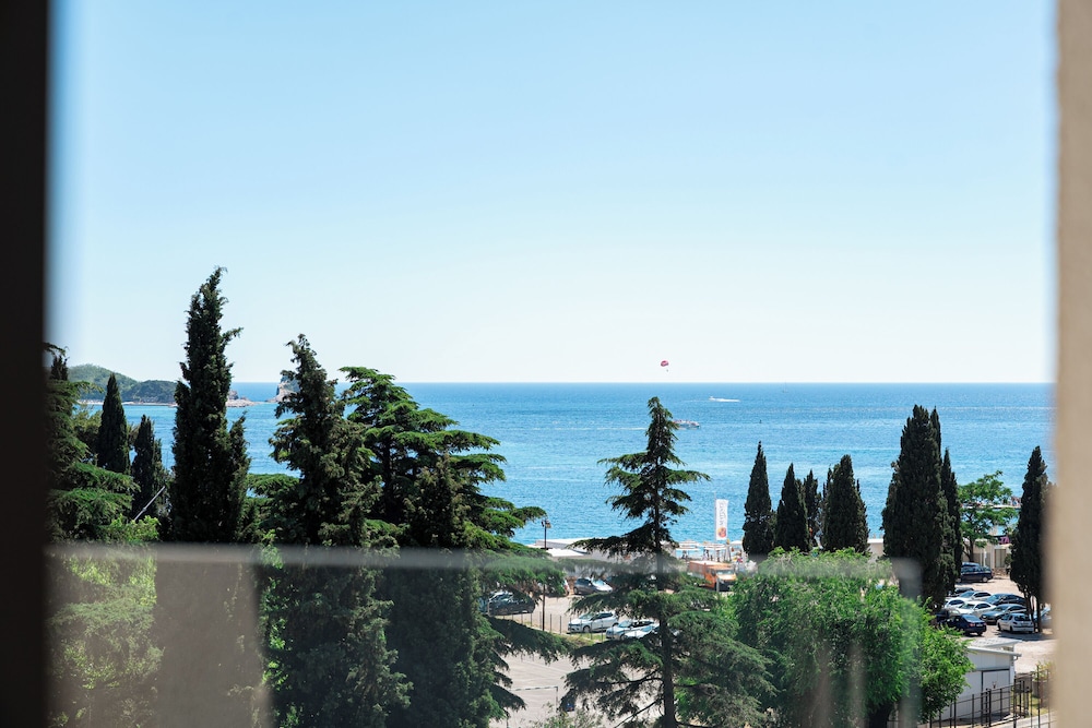 Hotel Imperial Conference & Spa 106/109
