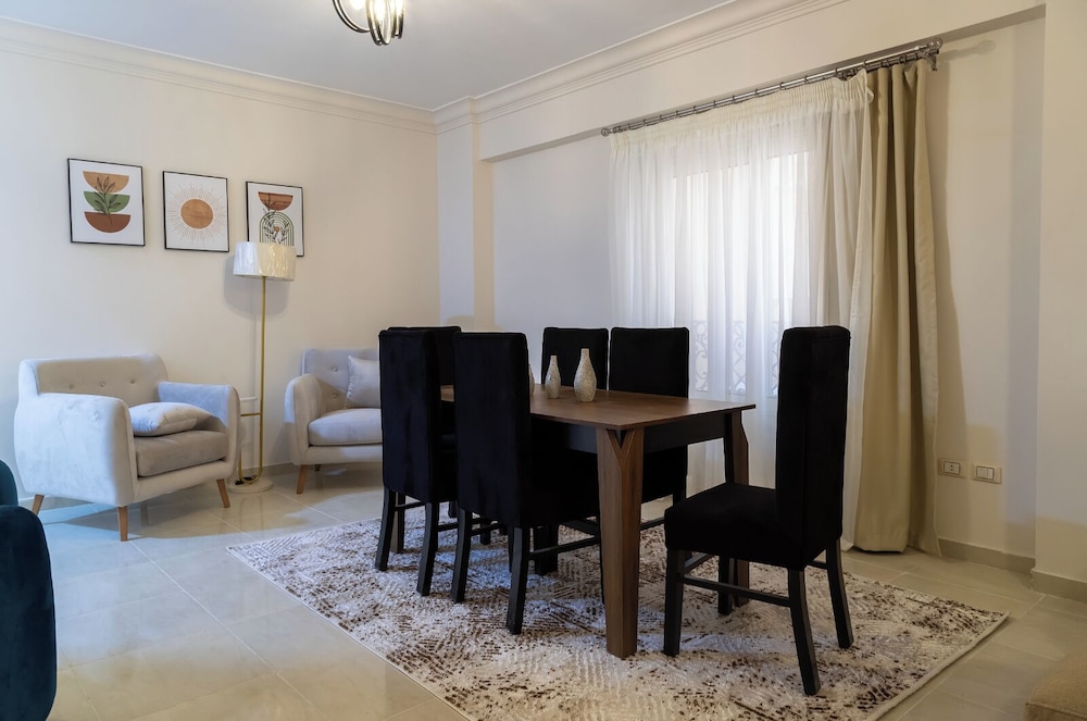 Settle Inn Janoub Apartments 72/76