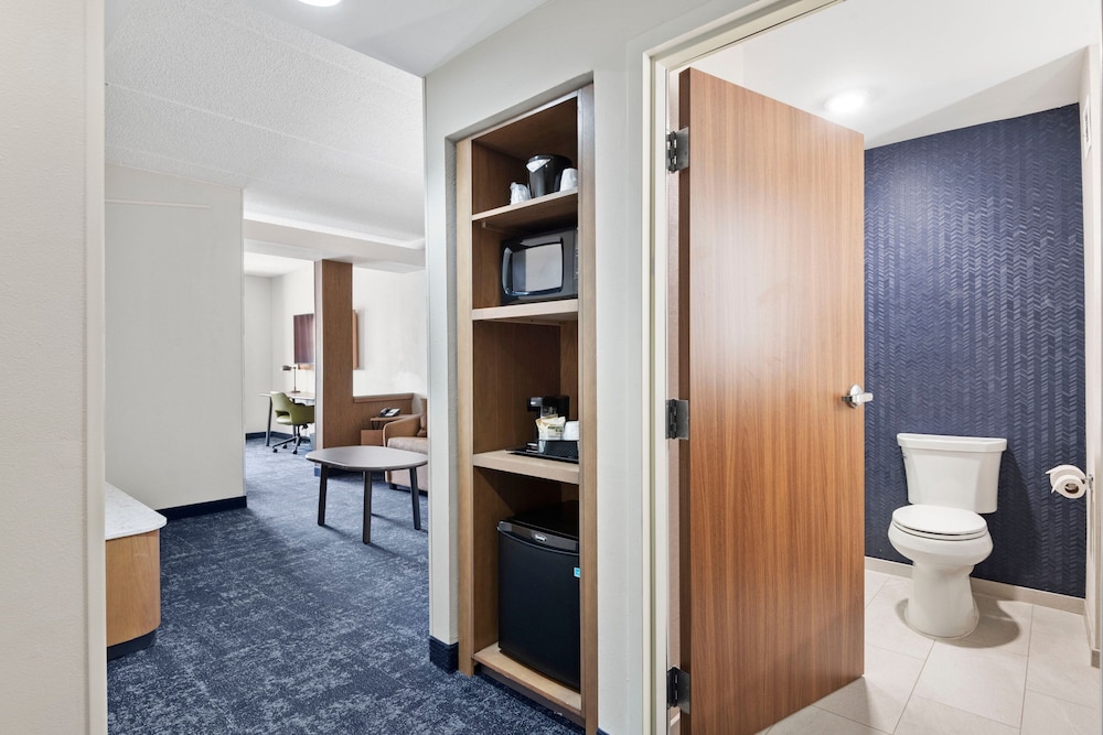 Fairfield Inn Suites Hickory 40/40