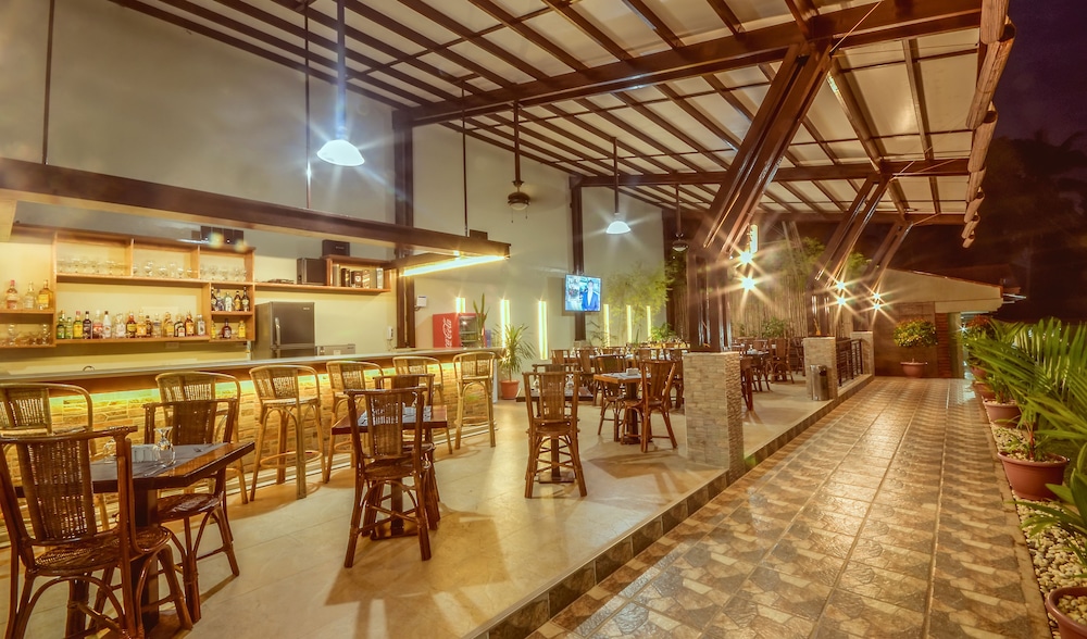 Rema Tourist Inn 30/37