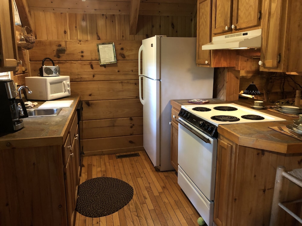 Gatlinburg Adventure Cabins 39/48