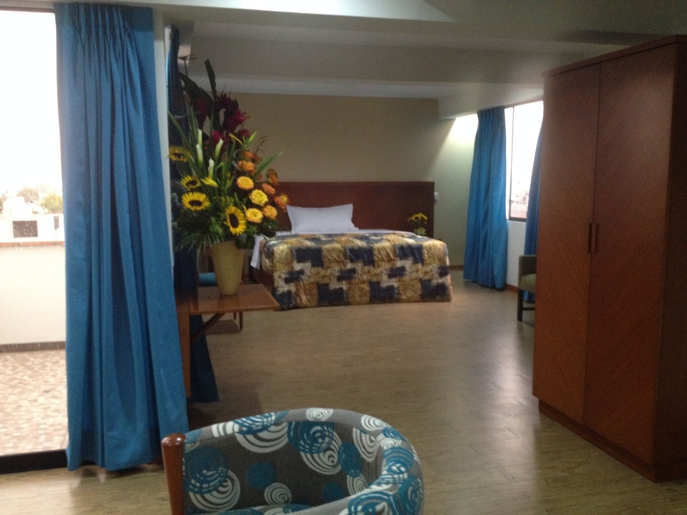 Hotel Esencia Suites 7/49