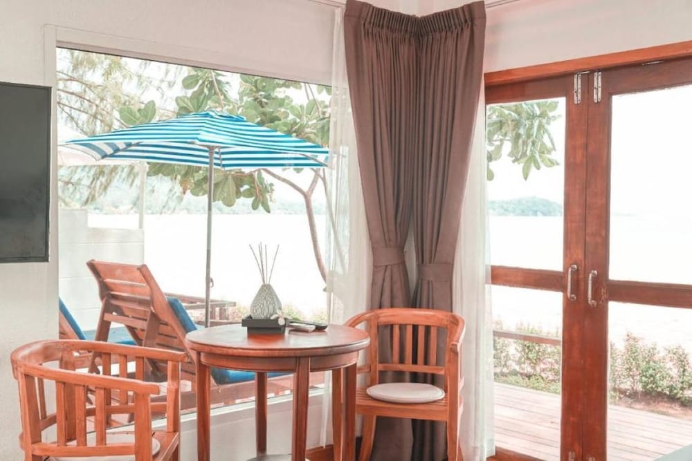 Twinbay Resort And Spa 57/69