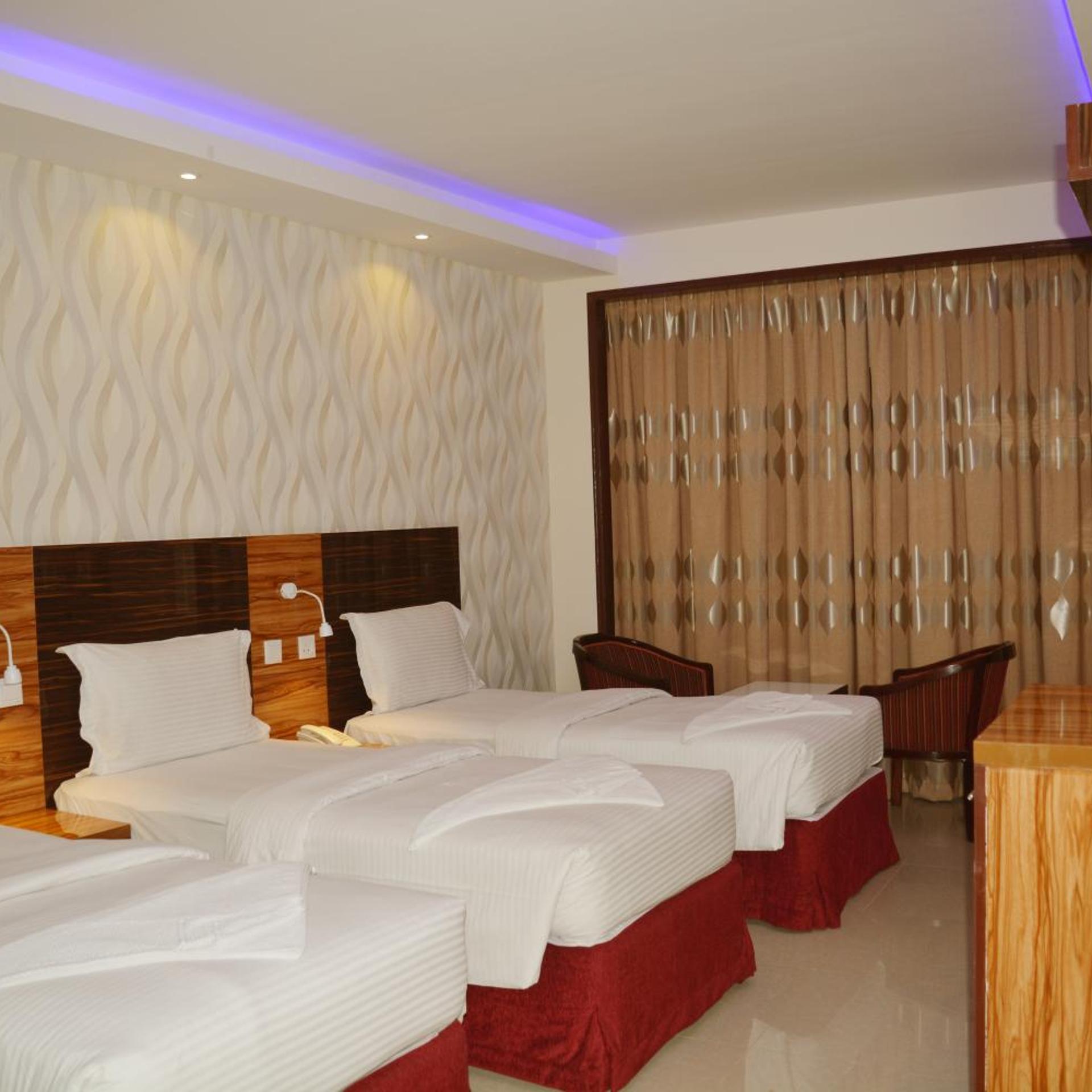 Zagy Hotel 15/84
