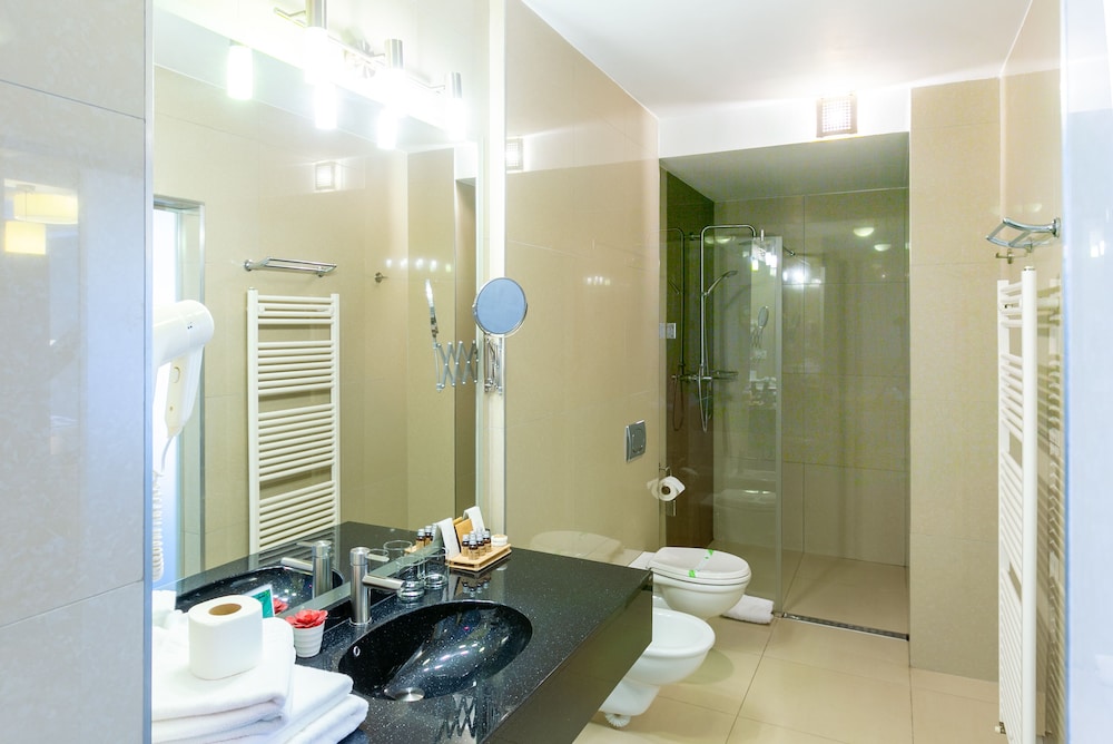 Gold, Suite, Double Bed، Golden Time Hotel 2/3