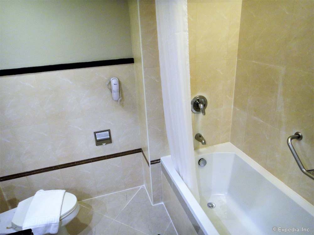Mallberry Suites Business Hotel 55/59