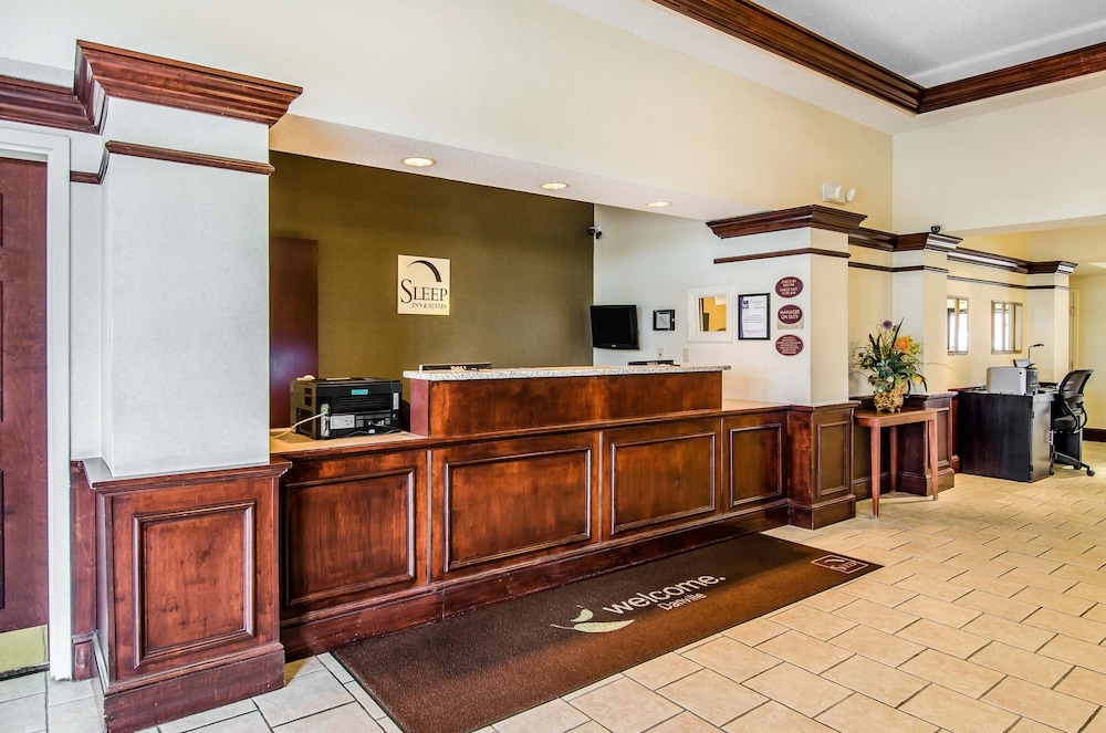 Sleep Inn & Suites Danville Hwy 58 4/35
