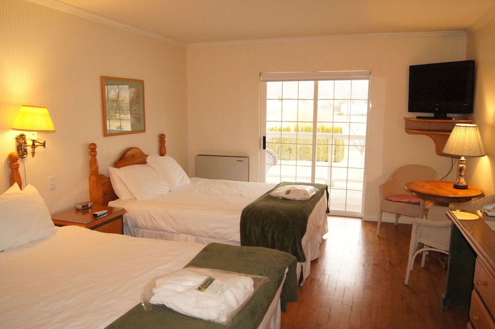 South Thompson Inn 26/69