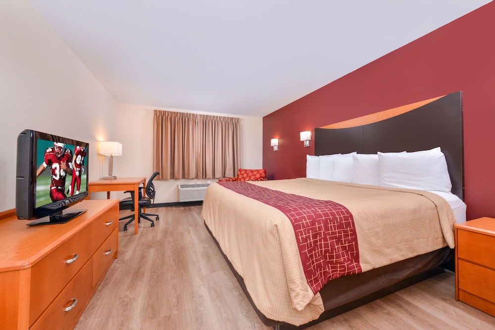 Red Roof Inn & Suites Danville, IL 11/30