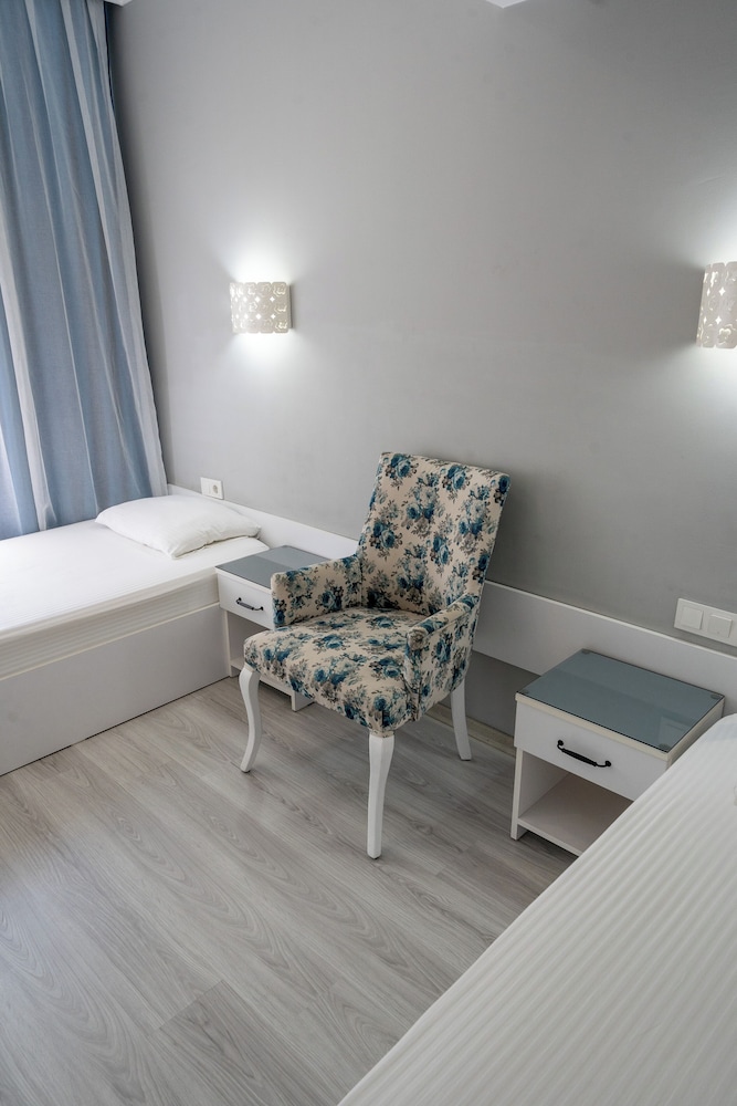 Artunc Boutique Hotel 30/50