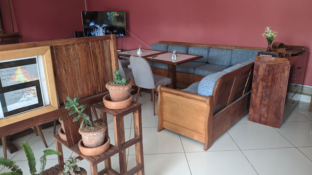 Oceanis Home & Voyages 36/50