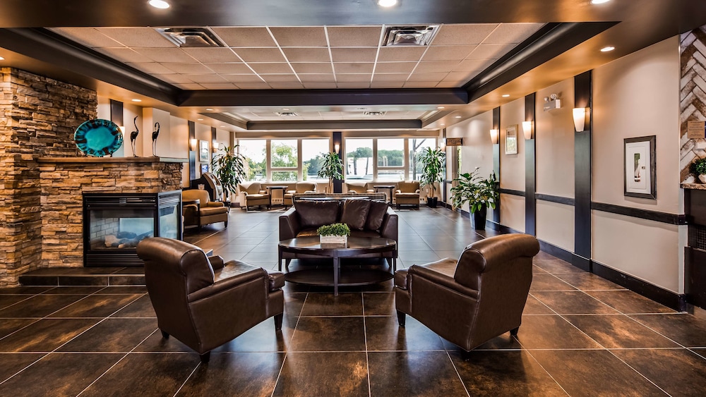 Best Western Plus Chocolate Lake Hotel 62/80