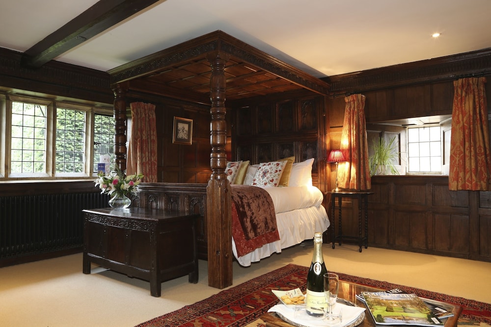 Elizabeth, Suite, King Bed