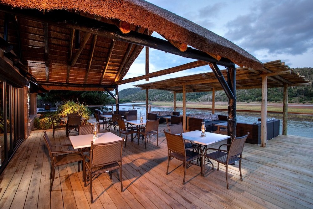 Kariega Game Reserve Main Lodge 35/50