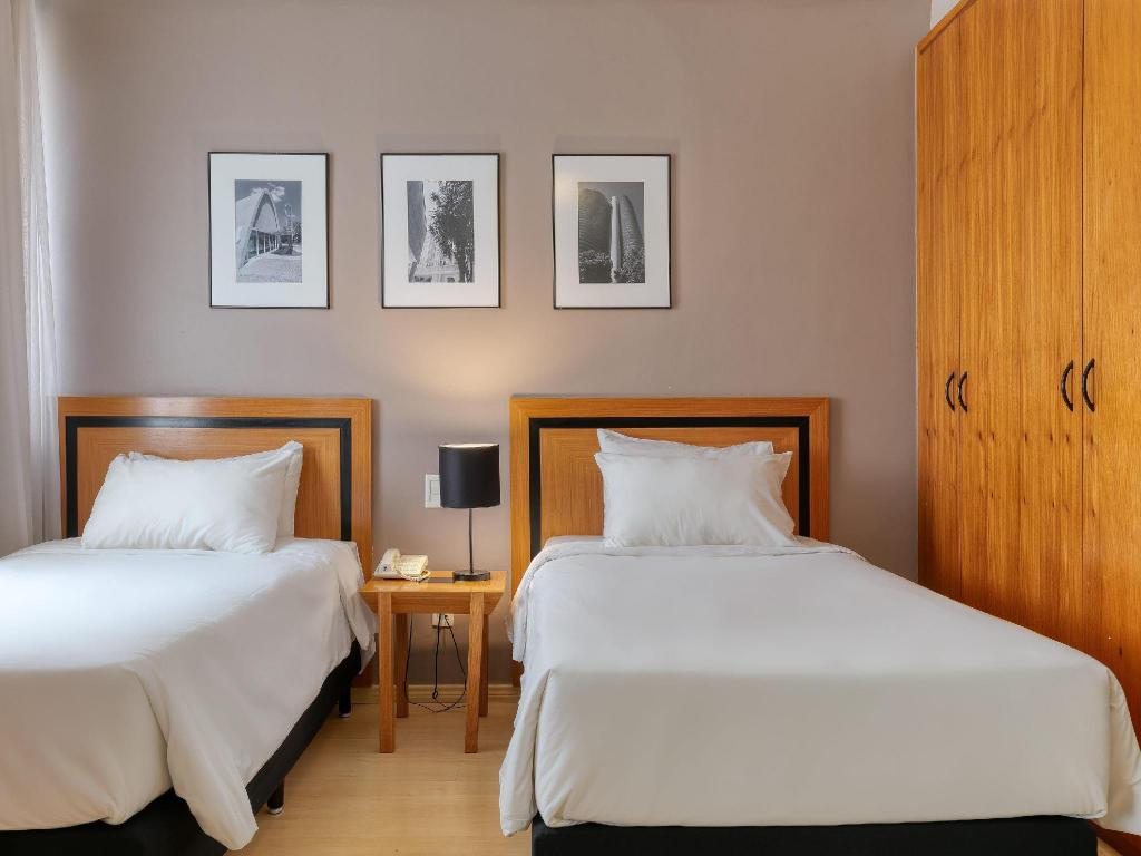 APARTMENT, TWIN BEDS, SOFA