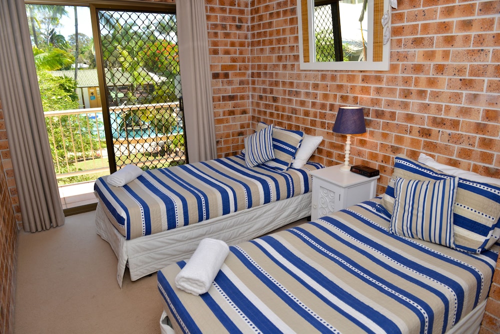 Noosavillage River Resort 25/50