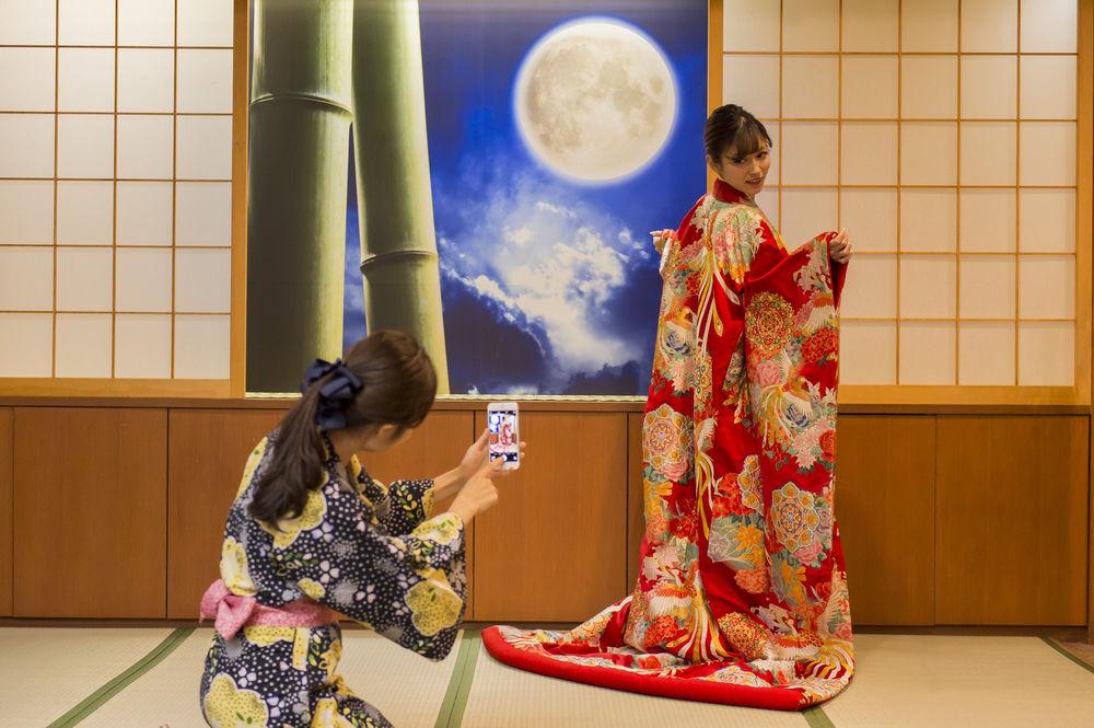 HIMEYADO HANAKAZASHI - FOR WOMEN ONLY(FORMERLY TOKUGAWANO UMI AOI) 8/29