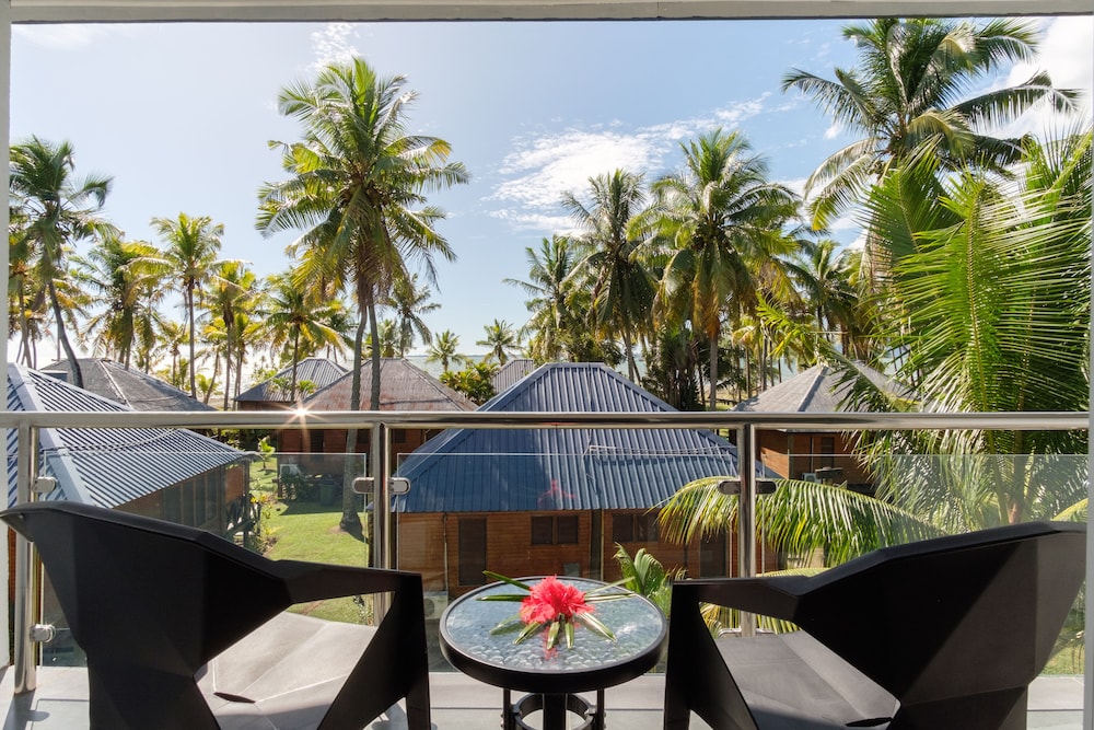 Club Fiji Resort 9/71
