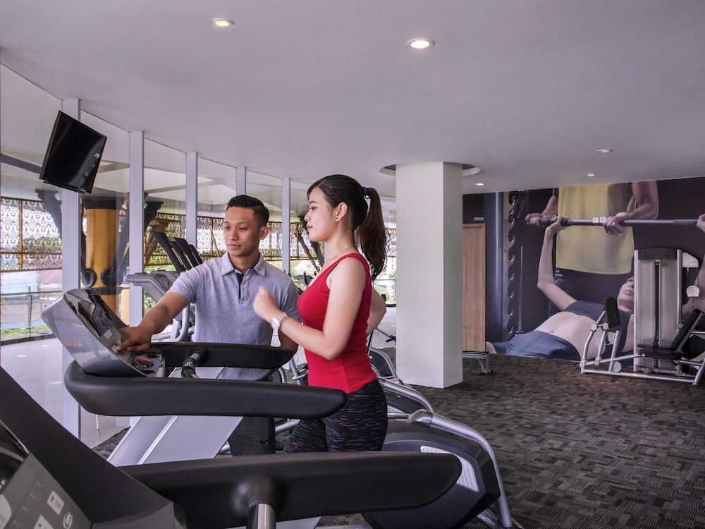 Grand Mercure Yogyakarta Adi Sucipto 40/70