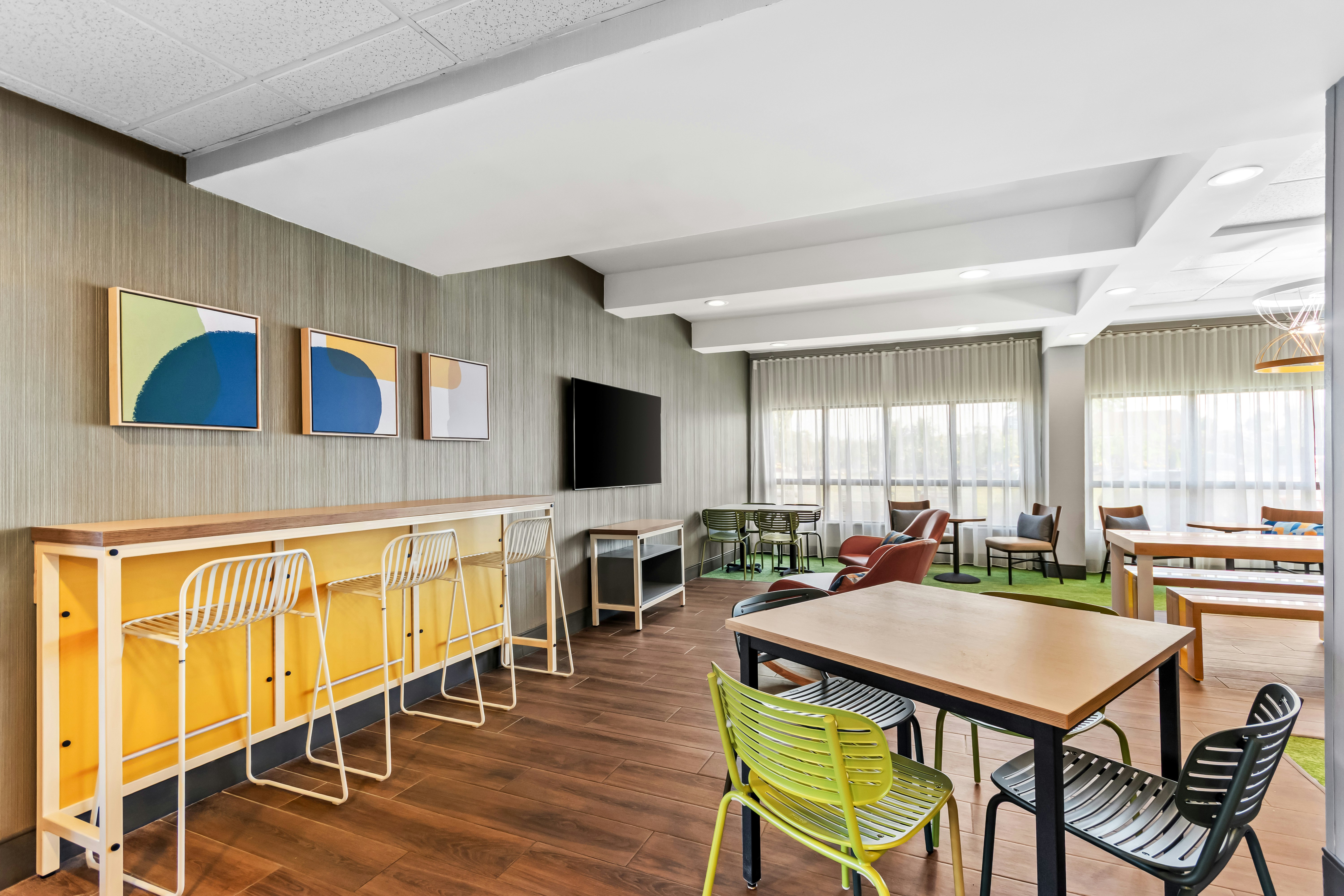Spark by Hilton Bardstown 44/49