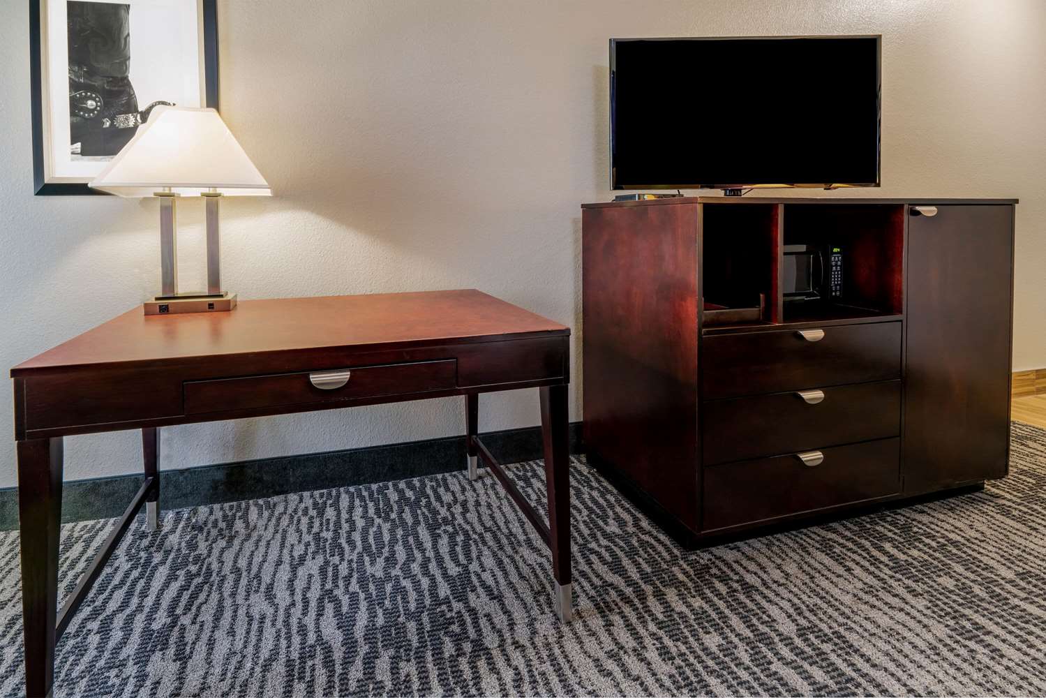La Quinta Inn & Suites by Wyndham DFW Airport West - Bedford 23/41