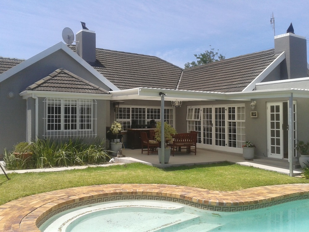 Brookdale House 25/32