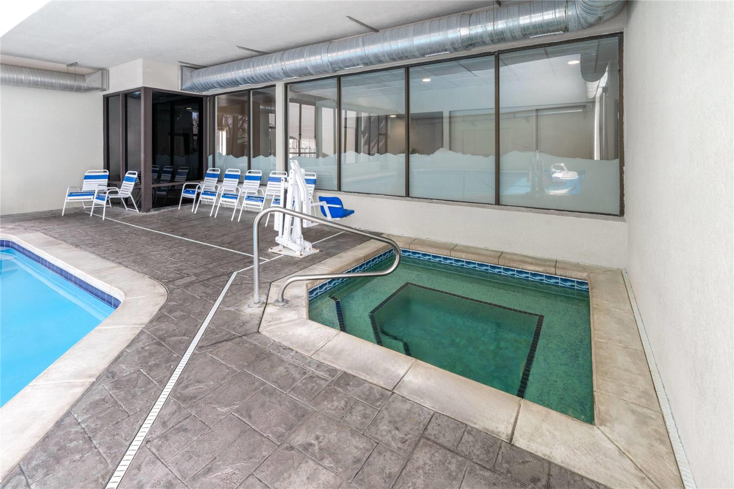 swimming pool spa