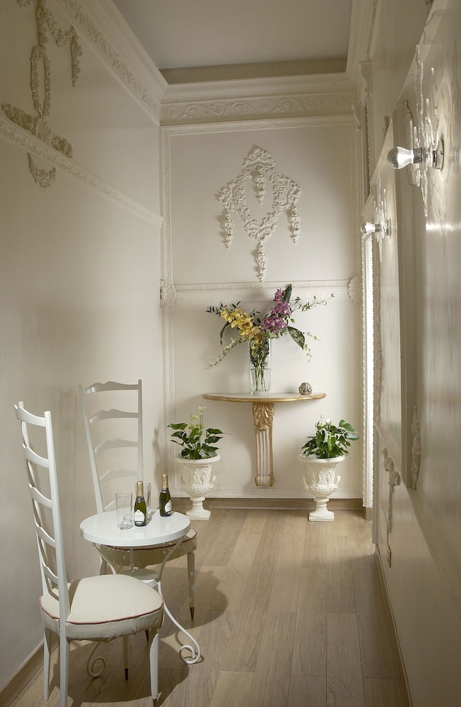 Suites Rome 3/37