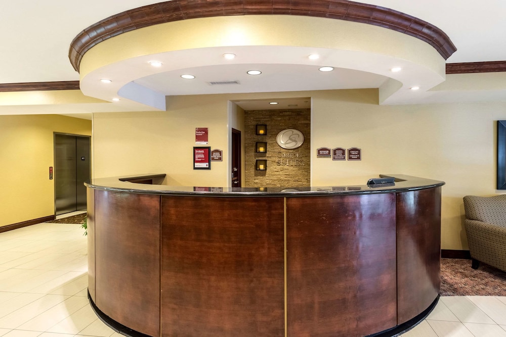 Comfort Suites Forrest City 9/44