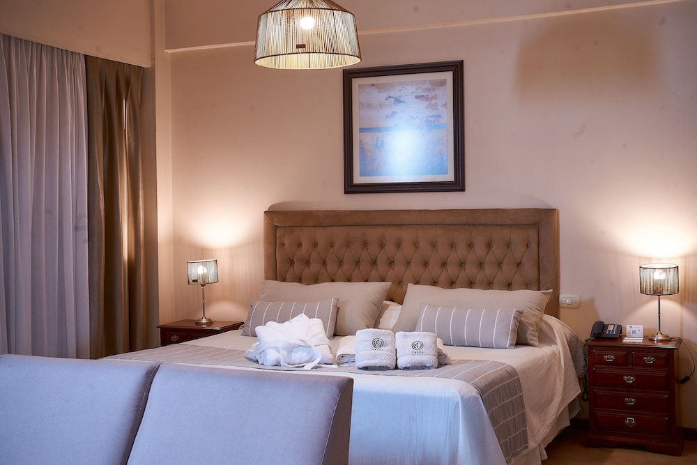 Hotel Catalinas Tucuman 10/50