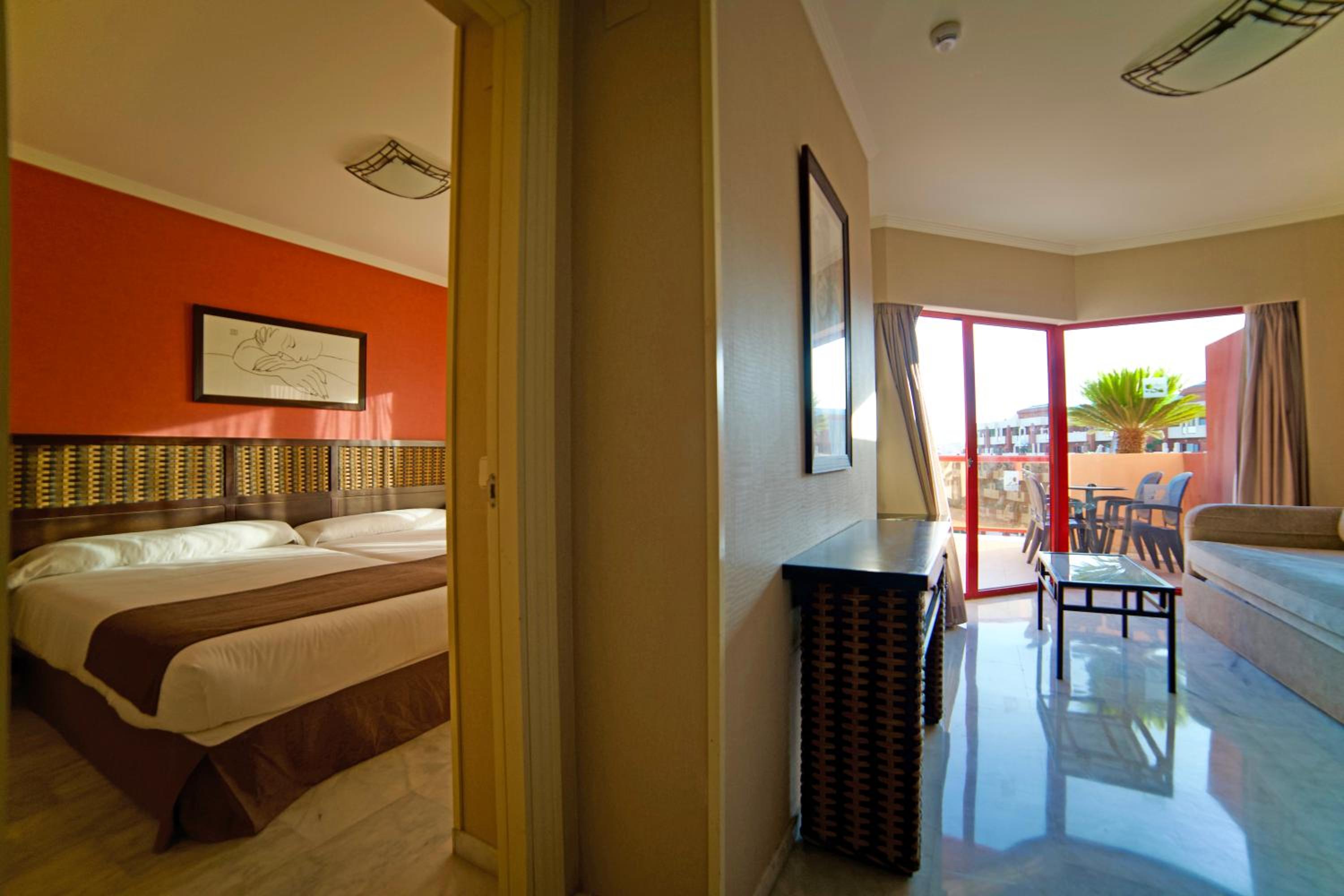 جناح جونيور بإطلالة على البحر، Holiday World Village Affiliated By Melia 6/9