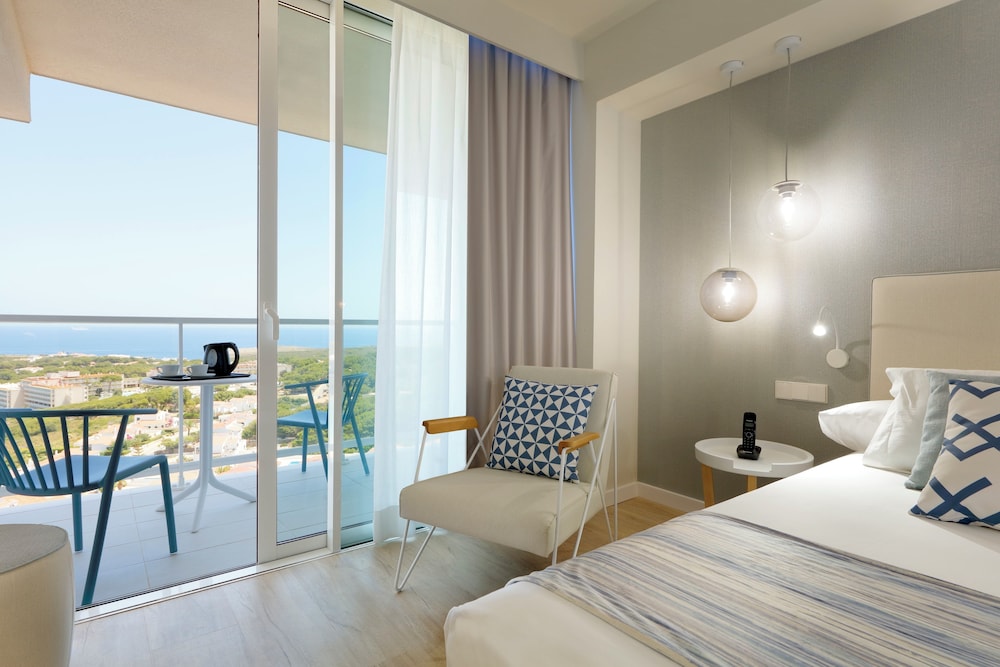Palladium Hotel Menorca 18/65