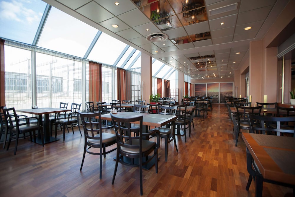 restaurant-cafeteria